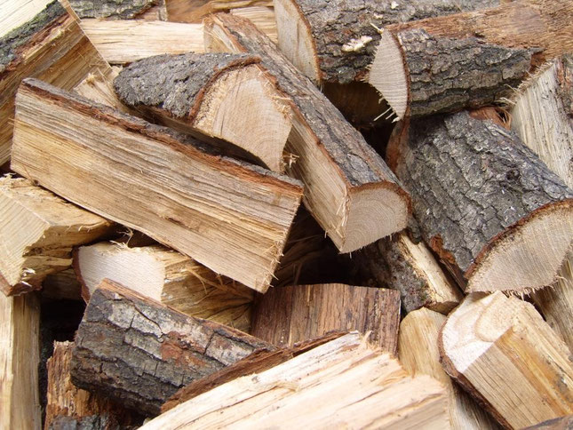 Ofenfertiges Brennholz — Eiche & Buche